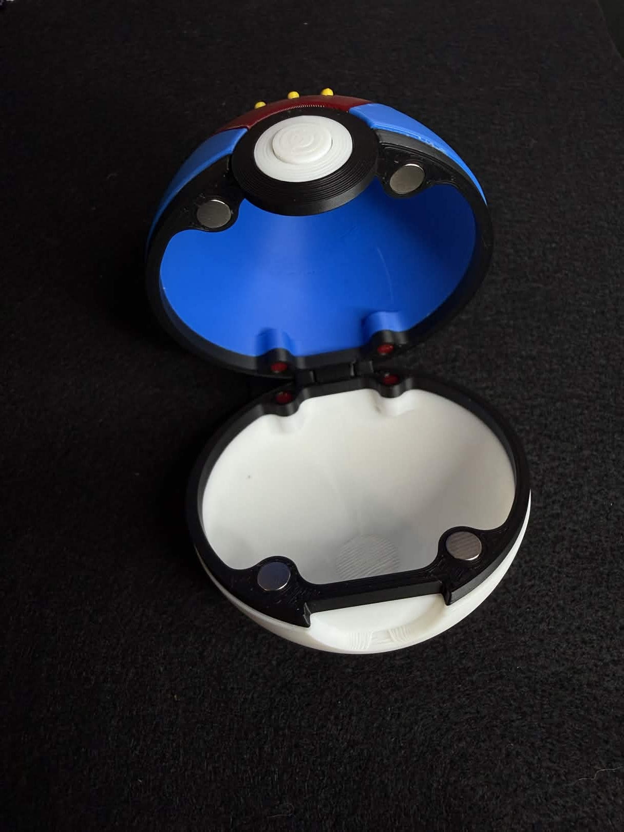 Lure Ball *Functioning* Replica